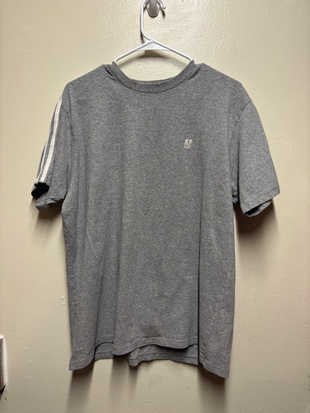 Y2K Abercrombie and Fitch crewneck t shirt xl gray white mens